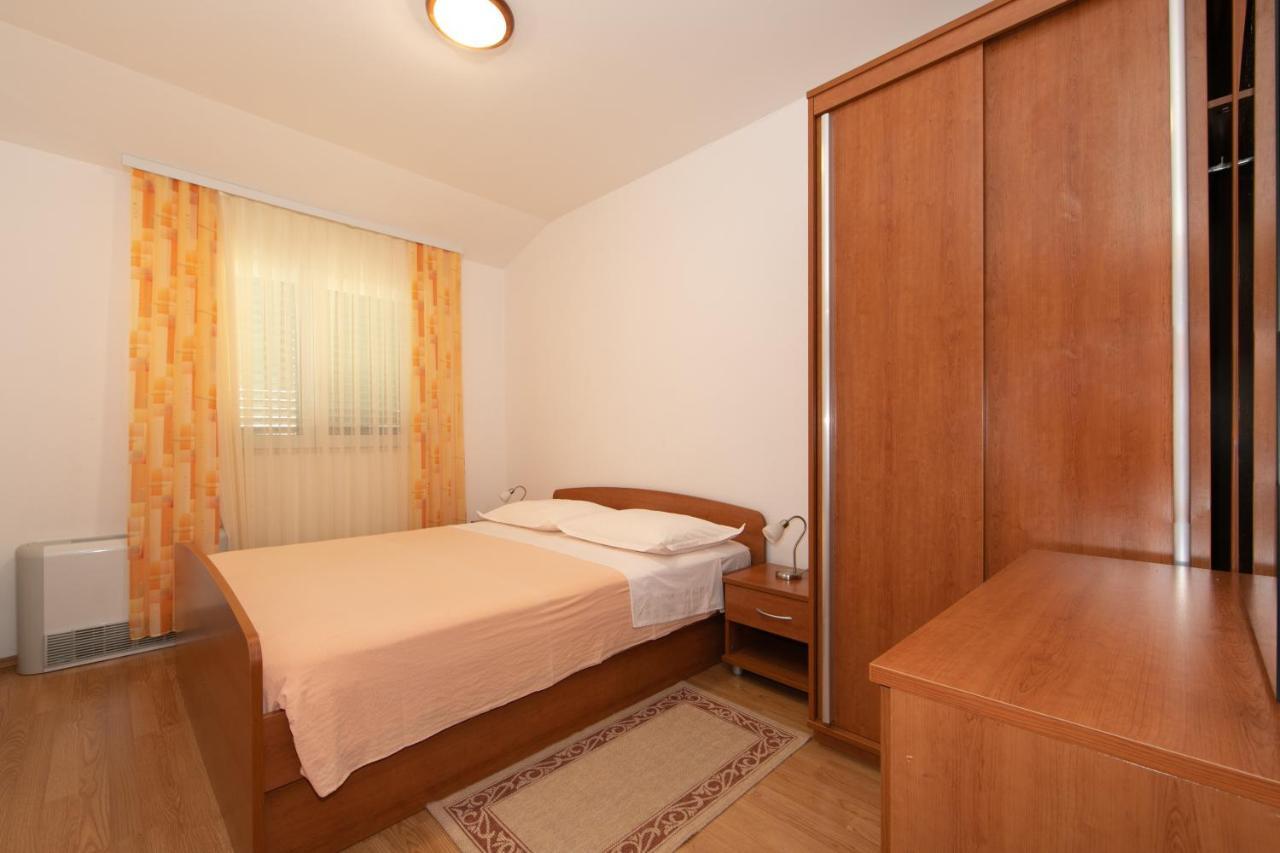 Apartmani Biser Tučepi Eksteriør billede