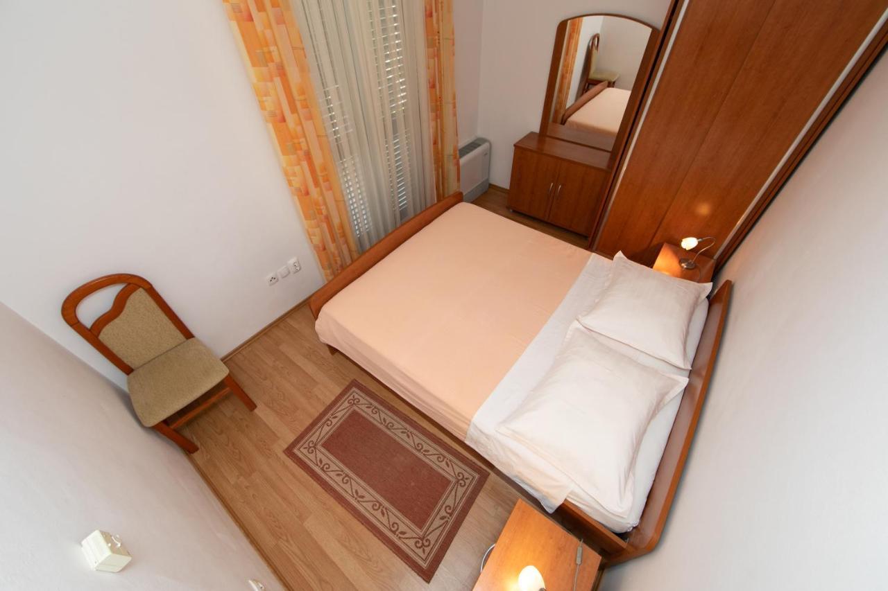Apartmani Biser Tučepi Eksteriør billede