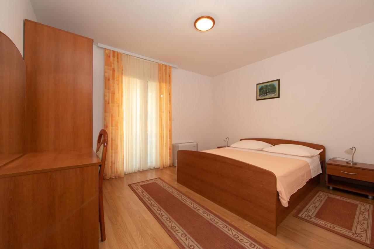 Apartmani Biser Tučepi Eksteriør billede
