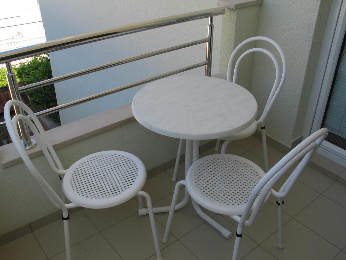 Apartmani Biser Tučepi Eksteriør billede