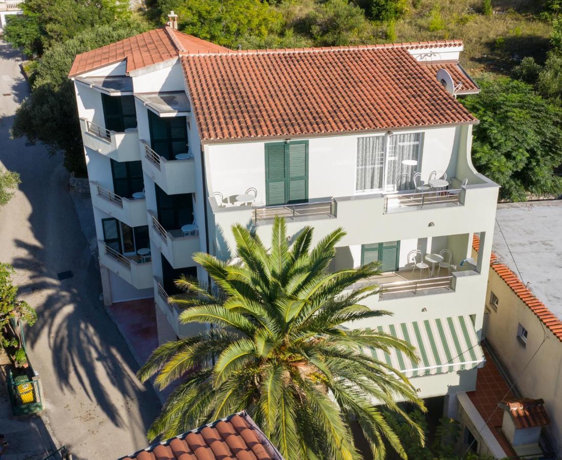 Apartmani Biser Tučepi Eksteriør billede